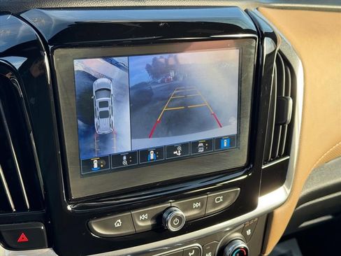 Used 2023 Chevrolet Traverse Premier image 26
