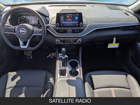 New 2025 Nissan Altima 2.5 SR image 13