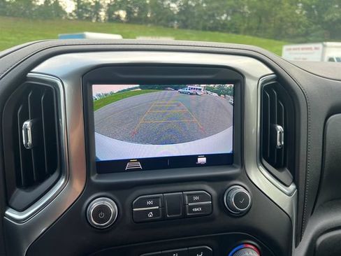 Used 2022 Chevrolet Silverado 1500 RST w/ Safety Package AWD/4WD image 22