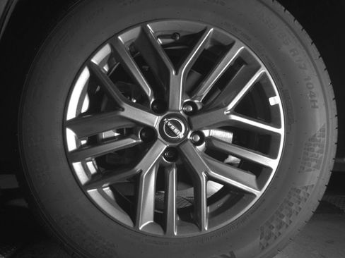 Used 2026 Nissan Rogue SV FWD image 15