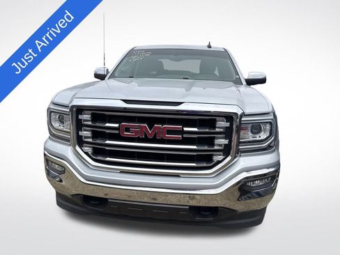 Used 2017 GMC Sierra 1500 SLT w/ SLT Premium Package image 2
