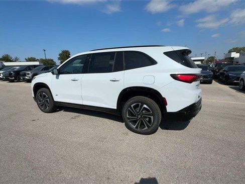 New 2026 Buick Enclave Sport Touring image 6