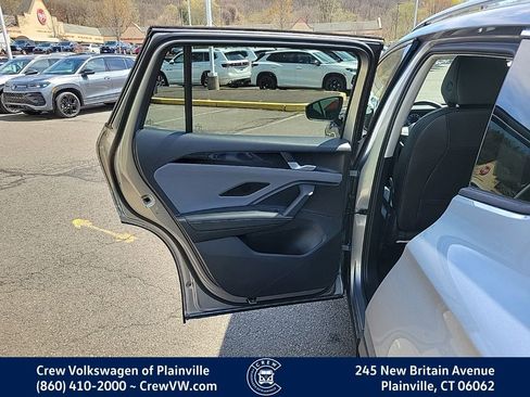 New 2026 Volkswagen Tiguan SE AWD/4WD image 47