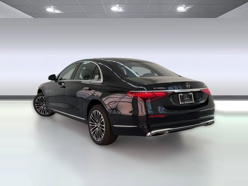 New 2026 Mercedes-Benz S 580e S 580e image 3