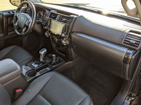 Used 2023 Toyota 4Runner TRD Off-Road Premium image 21