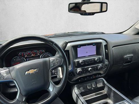 Used 2018 Chevrolet Silverado 1500 LTZ Z71 w/ Midnight Edition AWD/4WD image 13