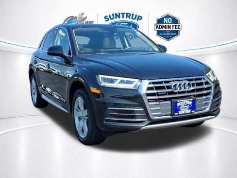 Used 2019 Audi Q5 2.0T Premium Plus w/ Premium Plus Package AWD/4WD image 2