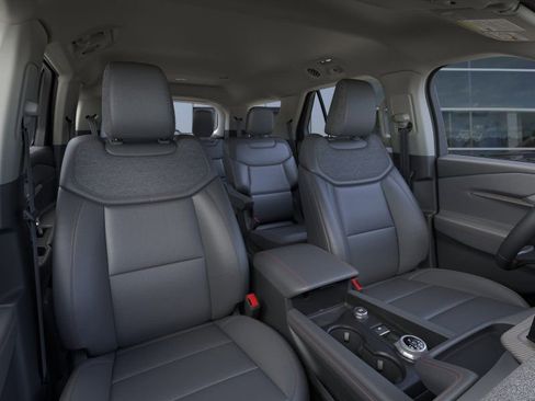 New 2026 Ford Explorer Active w/ Active Comfort Package AWD/4WD image 11