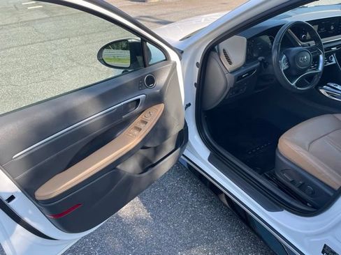 Used 2021 Hyundai Sonata Limited FWD image 11