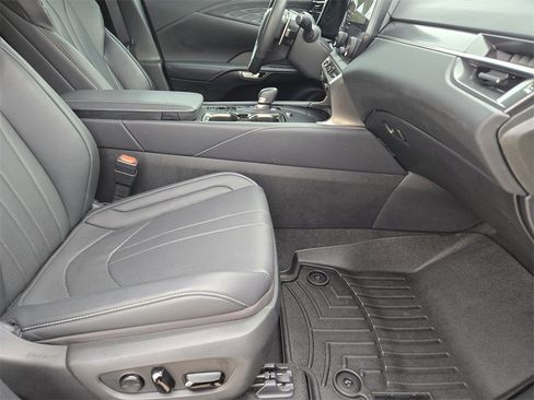 Used 2024 Lexus RX 350 AWD image 16