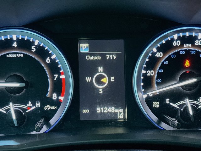 Used 2017 Toyota Highlander XLE AWD/4WD image 12