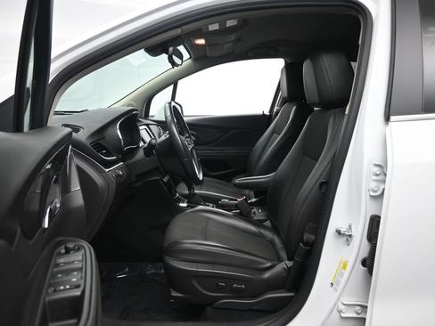Used 2022 Buick Encore Preferred w/ Safety Package AWD/4WD image 24