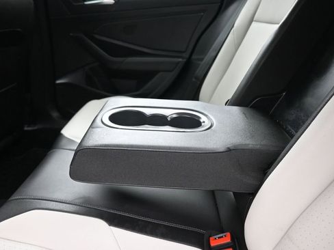 Used 2019 Volkswagen Jetta R-Line w/ R-Line Cold Weather Package FWD image 31