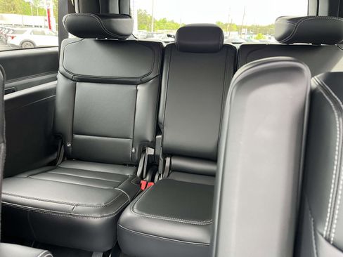 New 2026 Ford Expedition Max Platinum w/ Stealth Appearance Package AWD/4WD image 10