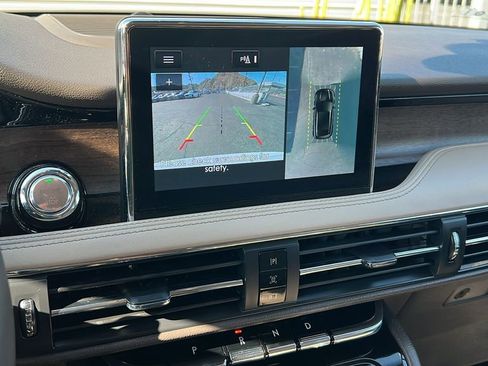 Certified 2022 Lincoln Corsair Reserve w/ Equipment Group 201A image 16