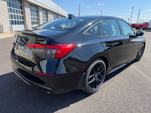 Used 2023 Honda Civic Sport image 5