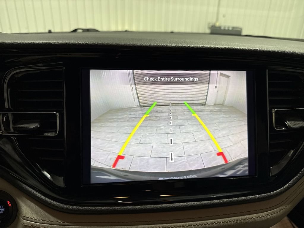 Used 2022 Dodge Durango R/T w/ Blacktop Package RWD image 15