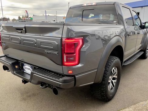 Used 2018 Ford F150 Raptor w/ Equipment Group 802A Luxury image 8