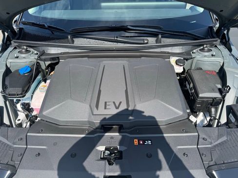 New 2025 Hyundai Ioniq 5 SEL image 10