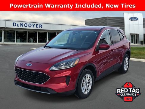 Used 2020 Ford Escape SE image 1