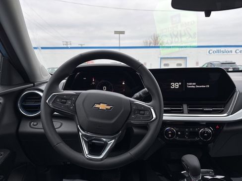 New 2026 Chevrolet Trax LT w/ Driver Confidence Package image 10