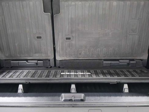 Used 2024 Toyota Sequoia Capstone AWD/4WD image 35