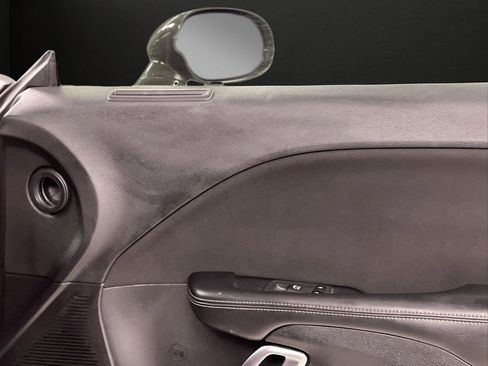 Used 2019 Dodge Challenger SXT image 34