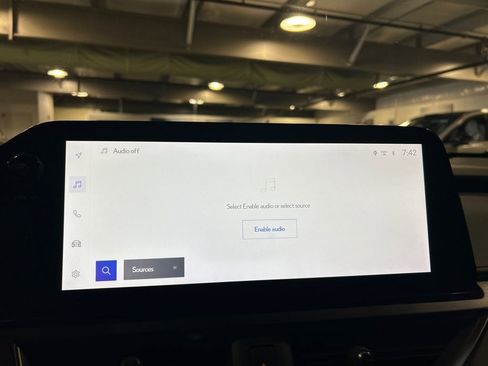 Used 2023 Lexus UX 250h F Sport AWD/4WD image 16