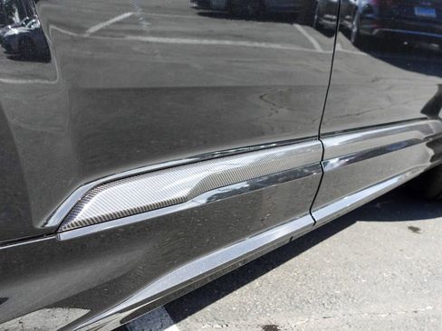 New 2026 Audi SQ7 Prestige image 7