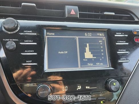 Used 2019 Toyota Camry SE w/ Convenience Package FWD image 20