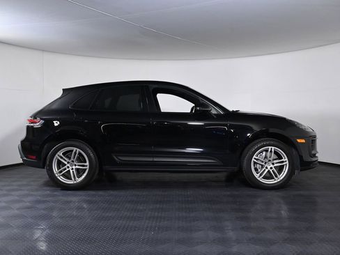 Used 2024 Porsche Macan AWD/4WD image 8