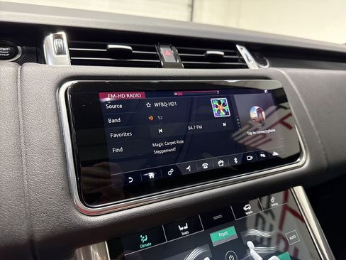 Used 2022 Land Rover Range Rover Sport HSE Silver Edition image 26