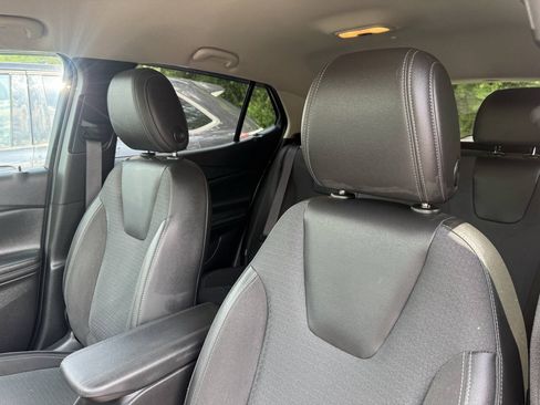 Used 2020 Buick Encore GX Select AWD/4WD image 13
