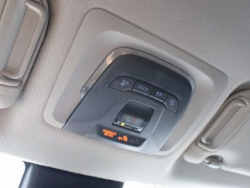 Used 2022 Toyota Corolla Cross LE image 26