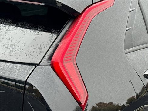 New 2026 Kia Niro SX image 33