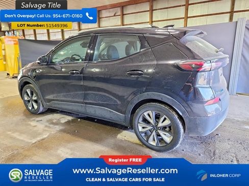 Used 2023 Chevrolet Bolt EUV LT w/ Convenience Package FWD image 3