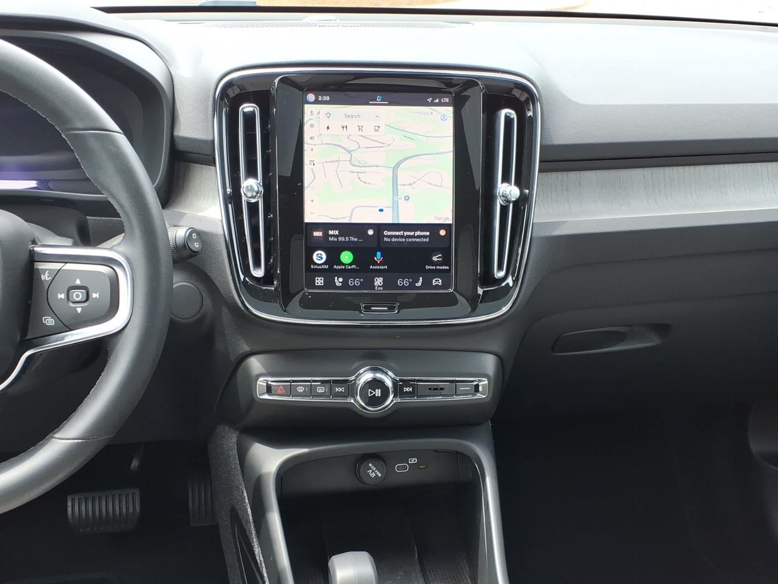 Certified 2025 Volvo EX40 Ultra AWD/4WD image 15