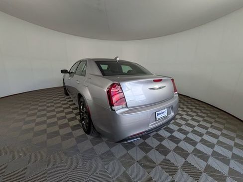 Used 2017 Chrysler 300 S AWD/4WD image 11