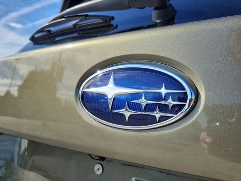 Used 2018 Subaru Outback 3.6R Limited image 11