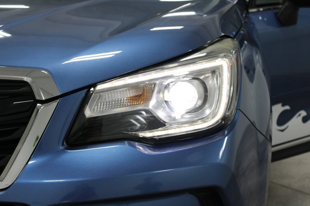 Used 2017 Subaru Forester 2.0XT Touring AWD/4WD image 13