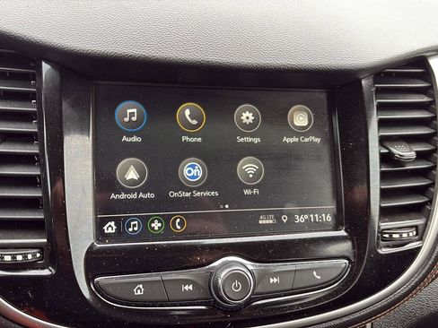 Used 2018 Chevrolet Trax LS image 18