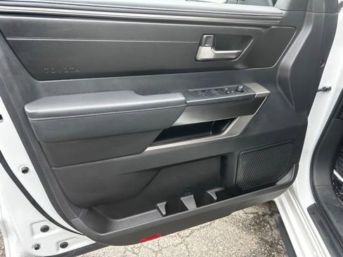 Used 2026 Toyota Tundra SR5 w/ SR5 Convenience Package AWD/4WD image 11