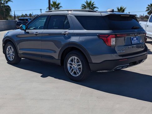 New 2026 Ford Explorer Active w/ Active Comfort Package RWD image 4