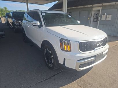 Used 2024 Kia Telluride EX