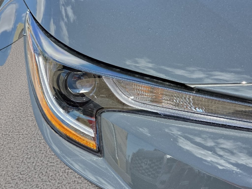 New 2027 Toyota Corolla LE FWD image 8