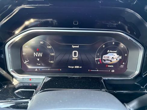 New 2026 GMC Sierra 1500 Elevation w/ X31 Off-Road Package AWD/4WD image 11