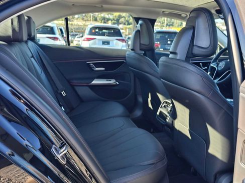Used 2025 Mercedes-Benz E 350 Sedan image 13