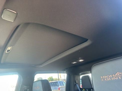 New 2026 Chevrolet Silverado 1500 High Country w/ Technology Package image 15