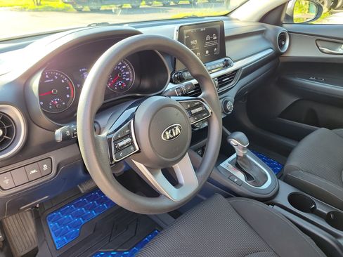 Used 2020 Kia Forte LXS FWD image 21