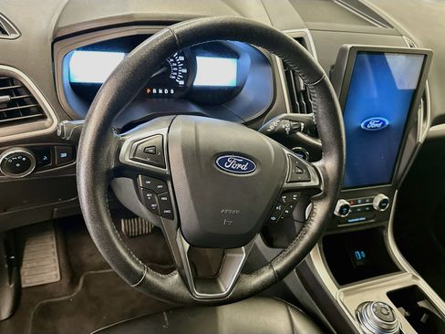 Used 2024 Ford Edge SEL AWD/4WD image 18